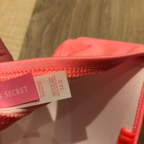 Victoria’s Secret Flirt Color Block Bandeau - Picture 3 of 4